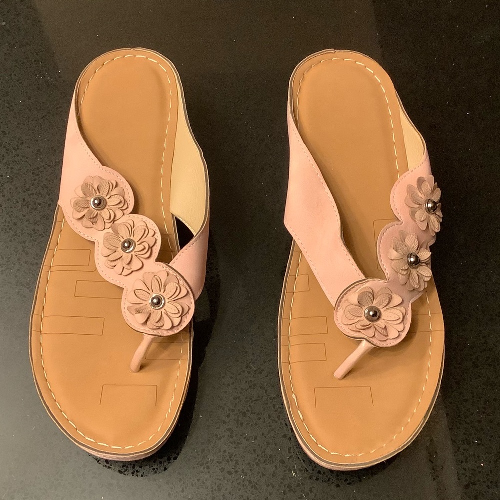 Summer shoes, size 11 New